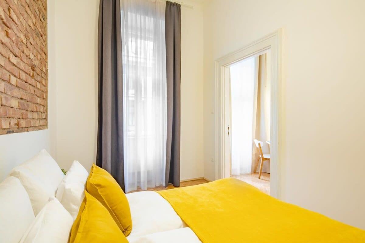 Quiet Comfort - Central Buda Budapest Exterior foto